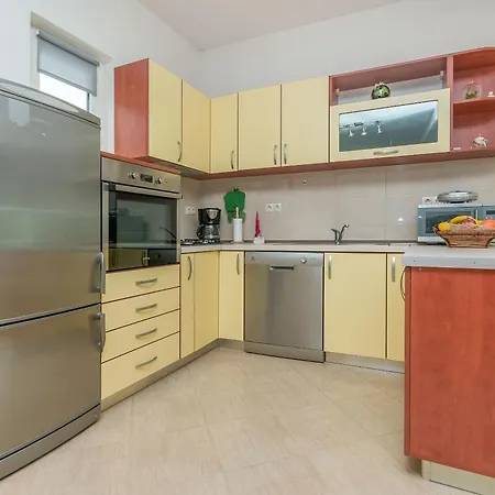 View Apartman *